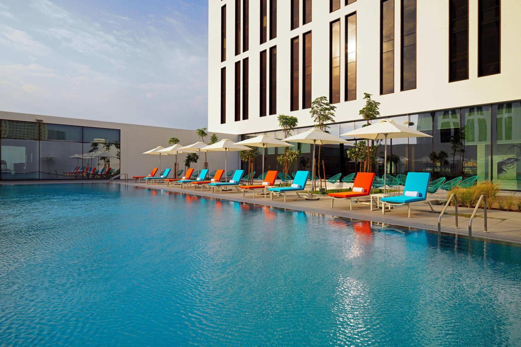 Aloft Me'Aisam, Dubai Hotel Екстериор снимка